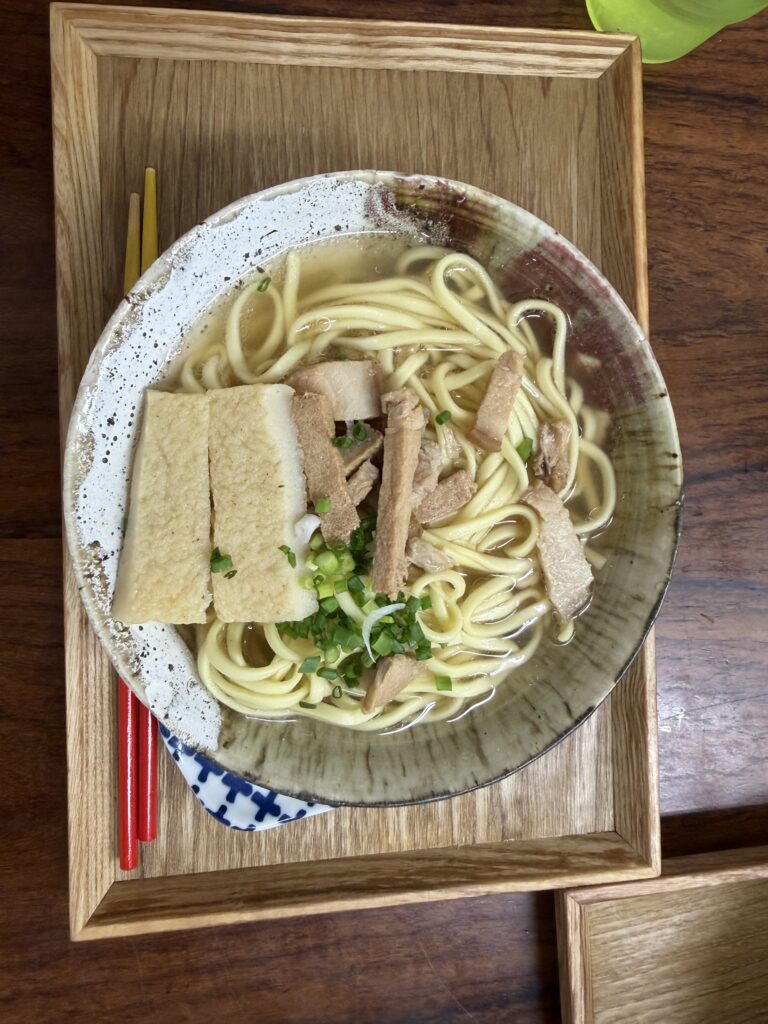 お食事処ソムリエの店内